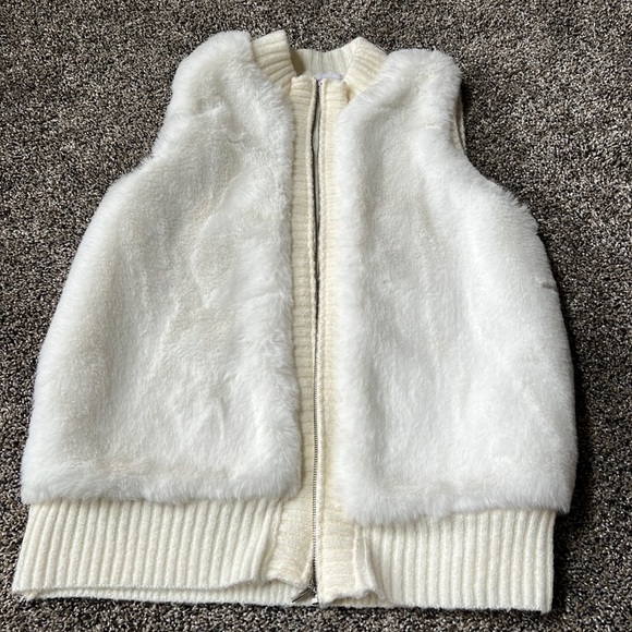 Fur vest - Picture 1 of 1